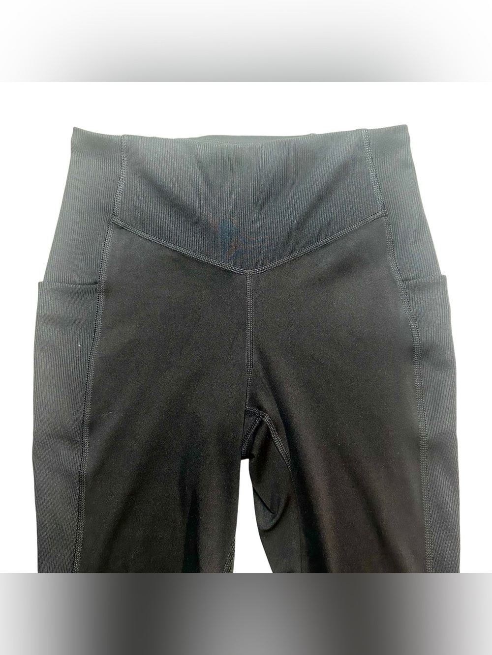 The North Face Black Ribbed High-Waist Leggings with Side Pocket - Picture 5 of 14
